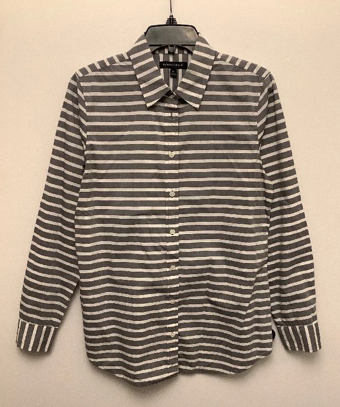 Top Long Sleeve By Banana Republic In Grey & White, Size: M